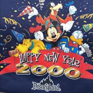 Disneyland Resort 2000 New Year sweatshirt